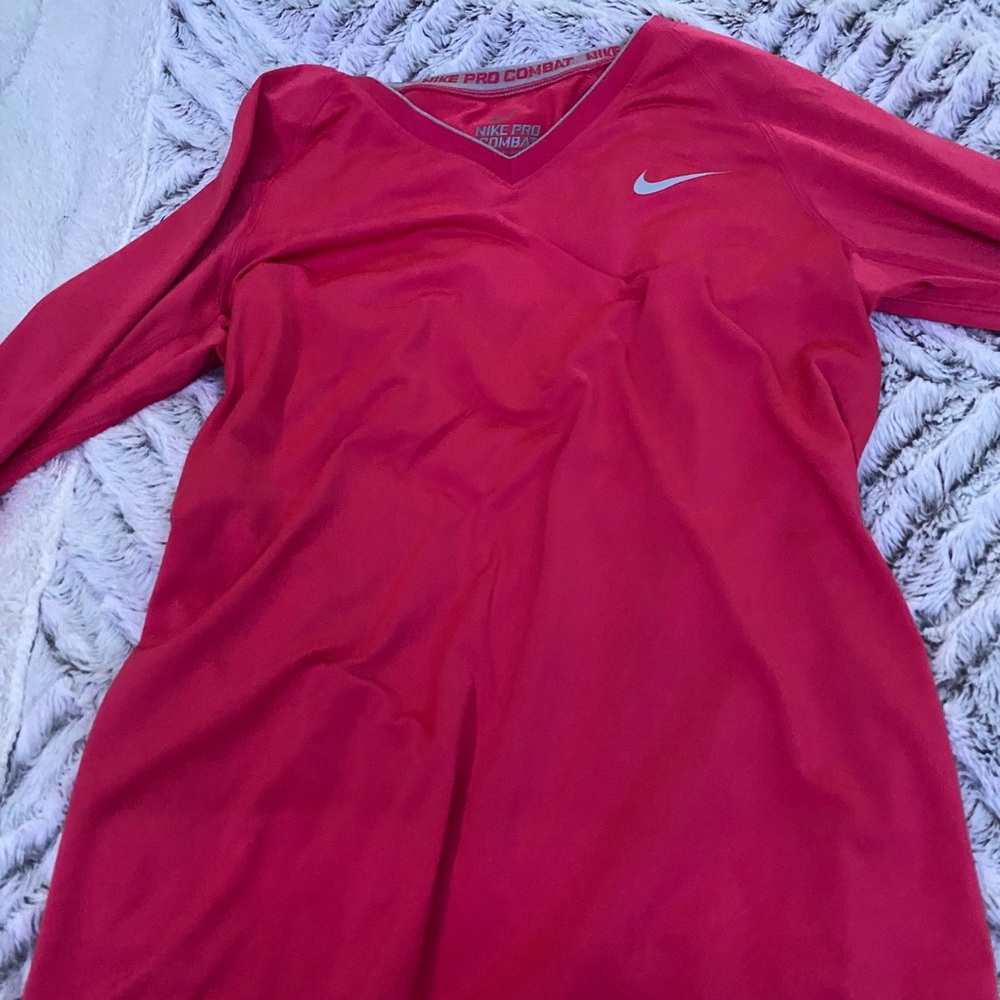 Hot pink Nike pro long sleeve T-shirt